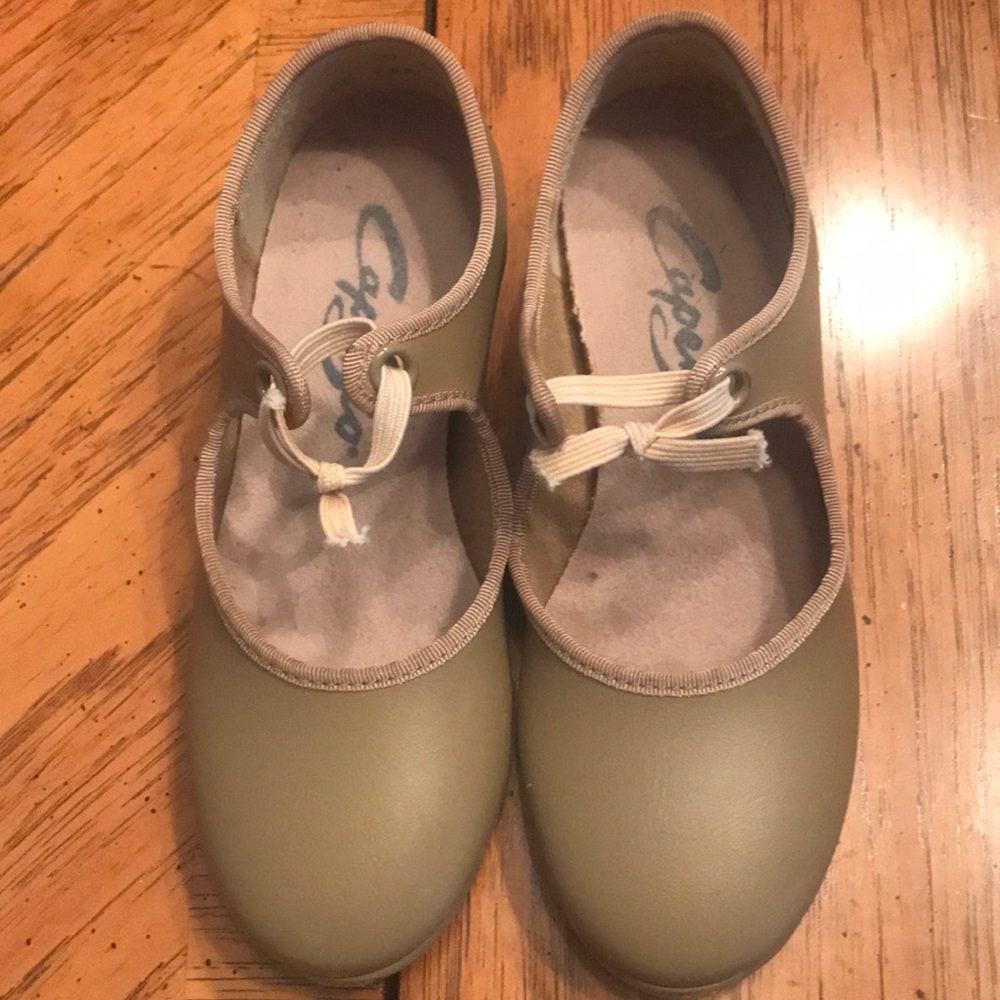 Tap shoes